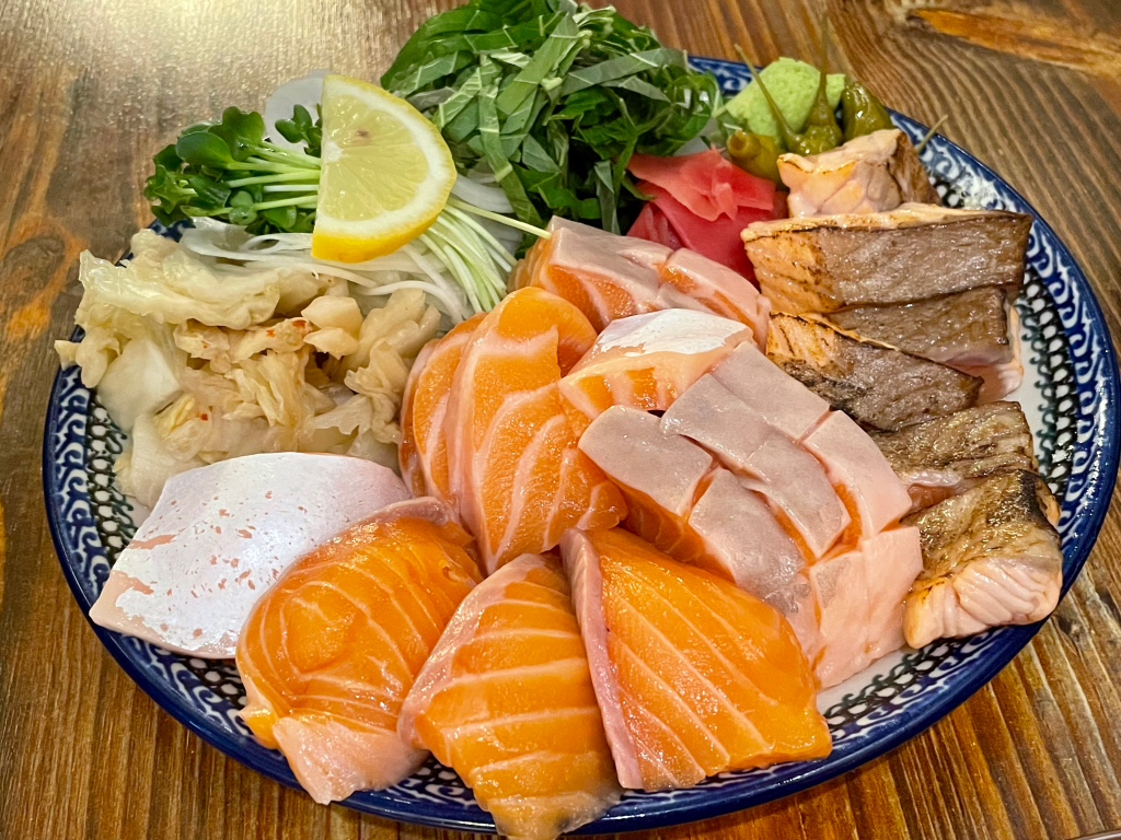 【韓国／テジョン】洋食屋なのに刺身がおいしい、「エググ（에그그）」（大田）