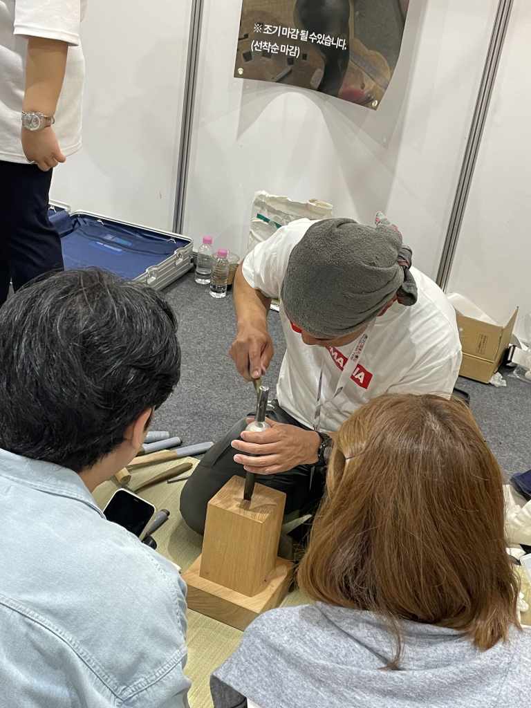 職人とお客さん